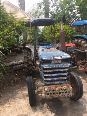 รถไถ ISEKI TS2210 เพลาเดียว รถเปล่า รถอยู่ปากช่องนะครับ...