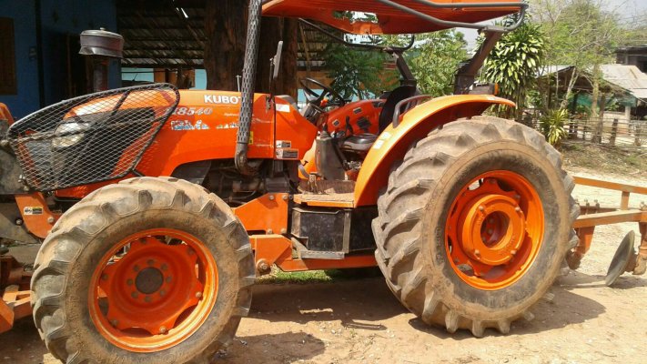 รถไถ Kubota 85 แรงม้า...