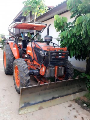 Kubota รุ่น M7040  ราคา 4xx,xxx ต่อรองได้ ...