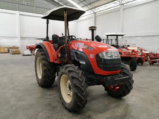 รถแทรกเตอร์ KIOTI รุ่น DK901-4WD สภาพสวย พร้อมใช้งาน...