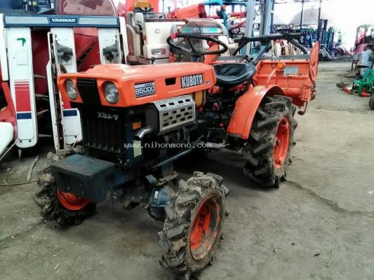 ขาย รถพรวนดินนั่งขับ KUBOTA รุ่น B5000 รหัสสินค้า 50110056 โทร  087-677-3704 Line ID:nihonmono  ...