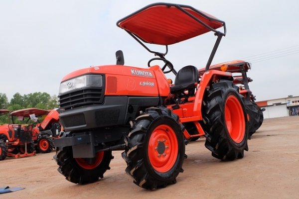  รถไถมือสอง L3408 +ผาน 1 ตัว ดาวน์ 30,000 บาท สวยๆใหม่ๆ โทรเลย 089-0111624...