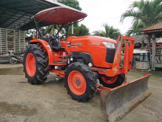 ขายคะคันที่2 Kubota L4708 มือ2 สภาพสวย อุปกรณ์ 3 ชิ้น ใบมีด โรตารี่ ผาน ทำงาน1195ชม. ราคา 395000บาท ต่อรองได้ มีบริการจัดส่งฟรี สนใจติดต่อ 090 6910337...