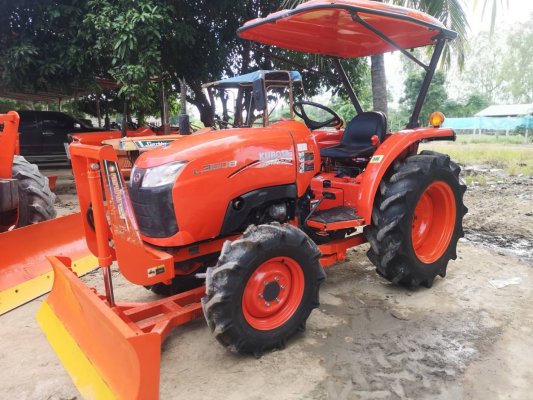 ขายคะ คูโบต้ามือสอง L3608 อุปกรณ์ 3 ชิ้น ใบดันหน้า+โรตารี่+ผาน5 ราคา 275000 บาท  ชั่วโมงการทำงาน 1600 ชั่วโมง มีบริการจัดส่ง สนใจติดต่อได้ที่ 09069103...