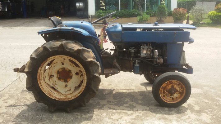 ขายด่วน !! ISEKI TS2210 ตัวเปล่า สองสูบ 22 แรงม้า...