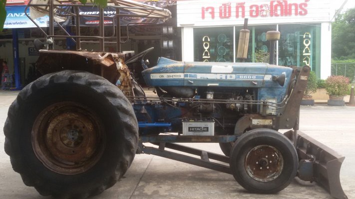ขายด่วน !! FORD 6600 + ใบดัน +ผาน 6 มีเล่ม เครื่อง T3 พร้อมโอนครับ...