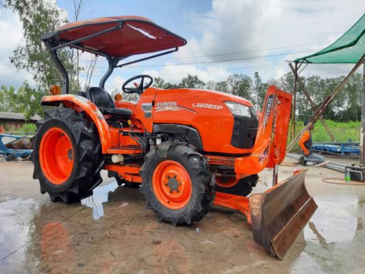 มาแล้วจ้ารถไถ  L3608+ใบดันดินหน้า+ผาน 1 ตัว ดาวน์  60,000 บาท  สนใจ โทรเลยจ้า 089-0111624  เฮียเลี้ยงจ้า สอบถามหรือสามารถมาดูที่ร้านเราได้จ้า สนใจสามา...
