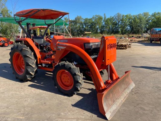 มาแล้วจ้ารถไถ คูโบต้ารุ่น L4508DT+ใบดันดินหน้าคานบน+โรตารี่ตามภาพ  ขายสดราคาพ่อค้า 170,000 บาท  สนใจโทรเลยจ้า  065-2401438 น้องเอิญจ้า สอบถามหรือสามาร...