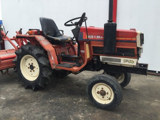 Vายถูก 68,000บาท รถไถ YANMAR รุ่น F14D  รถนอกแท้ นำเข้าถูกต้อง100%  เครื่องยนต์ดีเซล3สูบ 14แรงม้า เครื่องดีมาก  ใช้งานมาน้อย 700ชม....
