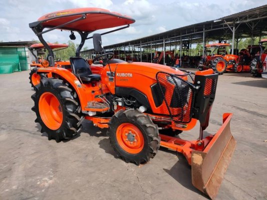 มาแล้วจ้ารถไถคูโบต้ารุ่น L4018+ใบดันดินหน้า+ผาน 1 ตัว  ดาวน์ 60,000 บาท สนใจโทรเลยจ้า 089-0111624 เฮียเลี้ยงจ้า สอบถาม หรือสามารถมาดูที่ร้านเราได้จ้า ...