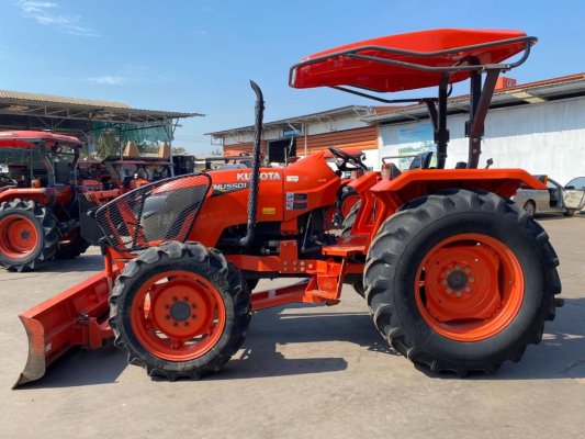 มาแล้วจ้ารถไถ คูโบต้ารุ่น MU5501DT+ใบดันดินหน้า+ผาน 1 ตัว  ดาวน์  60,000 บาท สนใจโทรเลยจ้า 089-0111624 เฮียเลี้ยงจ้า สอบถาม หรือสามารถมาดูที่ร้านเราได...