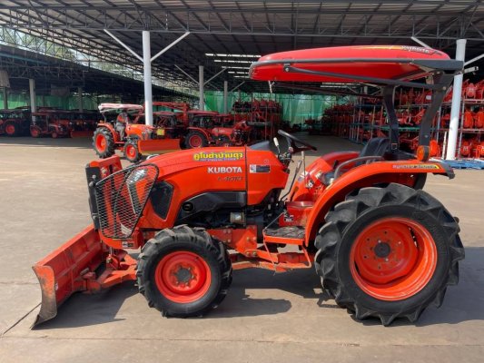 มาแล้วจ้ารถไถ คูโบต้ารุ่น L4018+ใบดันดินหน้า+ผาน 1 ตัว ดาวน์ 30,000 บาท สนใจโทรเลยจ้า 089-0111624 เฮียเลี้ยงจ้า สอบถาม หรือสามารถมาดูที่ร้านเราได้จ้า ...