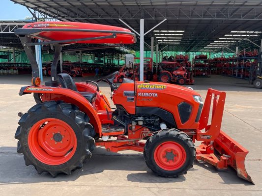 มาแล้วจ้ารถไถ คูโบต้ารุ่น L3218+ใบดันดินหน้า+ผาน 1 ตัว ดาวน์  90,000 บาท สนใจโทรเลยจ้า 089-0111624 เฮียเลี้ยงจ้า สอบถาม หรือสามารถมาดูที่ร้านเราได้จ้า...