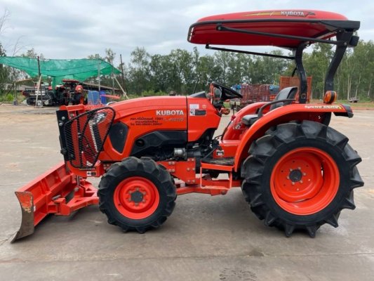 มาแล้วจ้ารถไถ คูโบต้ารุ่น L4018+ใบดันดินหน้า+ผาน 1 ตัว ดาวน์  50,000 บาท สนใจโทรเลยจ้า 089-0111624 เฮียเลี้ยงจ้า สอบถาม หรือสามารถมาดูที่ร้านเราได้จ้า...