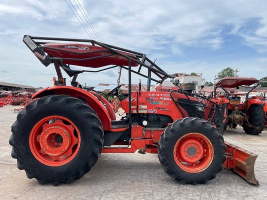 รุ่นใหญ่ เครื่องแรง ดันแรงดี รถพร้อมใช้งาน รถไถคูโบต้ารุ่น M9540-B Heavy Cylinder ใบดันดินหน้า ผาน 1 ตัว ดาวน์  120,000 บาท สนใจโทรสอบถามหรือมาดูที่ร้...