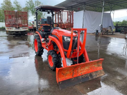 รถเข้าร่องอ้อย รุ่นเล็กน่ารัก  B2440S Bใบดันดินคานบน ผานหลัง ดาวน์  55,000 บาท  เครื่องดี เกียร์ดี เครื่องแน่น ตรวจเช็คพร้อมใช้งาน พร้อมส่ง สนใจสอบถาม...