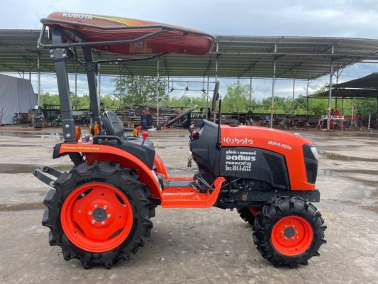 ใช้งานคล่องตัว รุ่นเล็กเข้าร่องอ้อย B2440S B ตัวเปล่า ผานหลัง ดาวน์  50,000 บาท  เครื่องดี เกียร์ดี เครื่องแน่น ตรวจเช็คพร้อมใช้งาน พร้อมส่ง สนใจสอบถา...