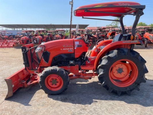 รถเร็วแรง ใช้ดี คุ้มค่า รถไถคูโบต้ารุ่น L4018 ใบดันดินหน้า ผาน 1 ตัว ดาวน์  5,000 บาท สนใจโทีสอบถามหรือมาดูที่ร้านเราได้จ้า...