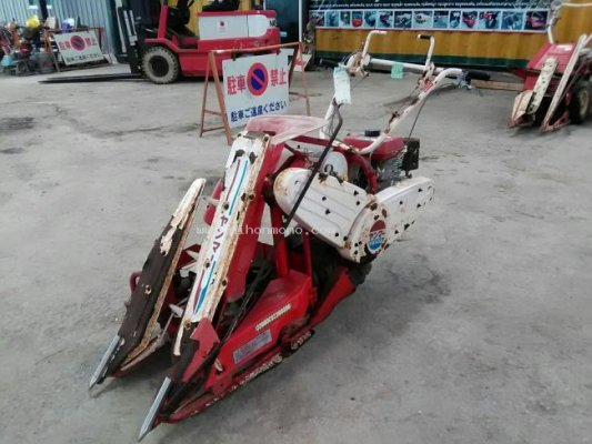นำเข้าจากญี่ปุ่น รถเกี่ยวข้าวเดินตาม  YANMAR รุ่น YB102  รหัสสินค้า 50109002 โทร 081-8283376 www.nihonmono.com...