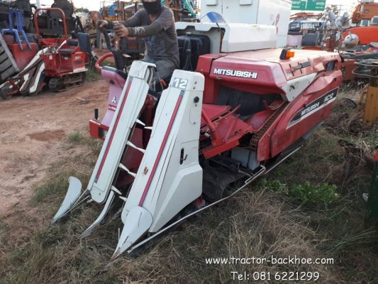 ขาย รถเกี่ยวข้าว MITSUBISHI MC12 ดีเชล 4 สูบ แบบรองถุง สภาพสวยมาก เก่าญี่ปุ่นแท้...