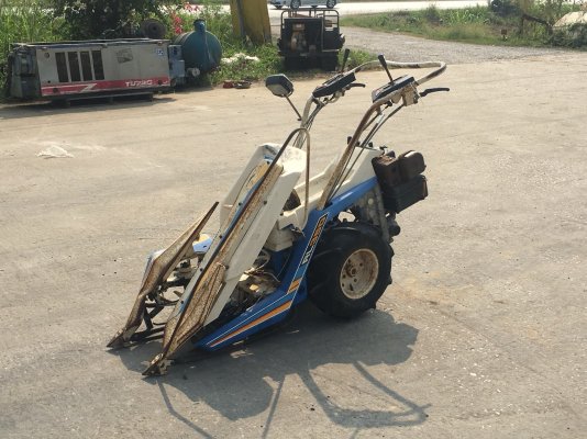 รถเกี่ยวข้าว มัดคอรวงแบบเดินตาม ยี่ห้อ ISEKI รุ่น RL350 รุ่นใหม่...