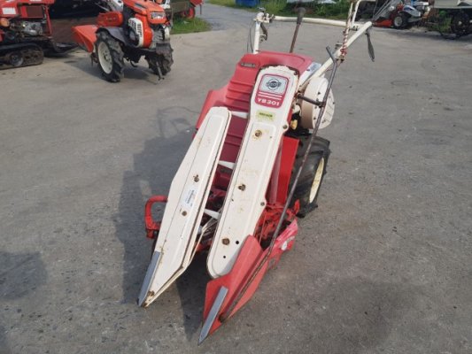 รถเกี่ยวข้าว มัดคอรวงแบบเดินตาม ยี่ห้อ YANMAR รุ่น YB301 ...