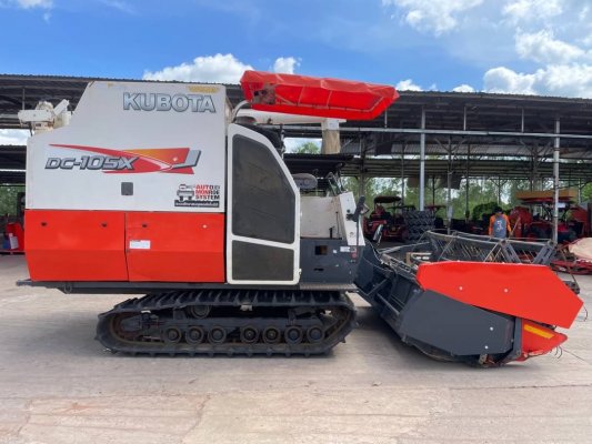 เกี่ยวแรง ข้าวไม่ร่วง รถชั่วโมงน้อย รถปี 2562 ชั่วโมง 1,195 คูโบต้ารุ่น DC105x ดาวน์ 180,000 บาท สนใจโทรสอบถามหรือมาดูที่ร้านเราได้จ้า ...