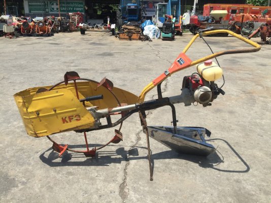 เครื่องแหวกร่องน้ำนาปี นาปรัง ทำงานเบาแรง จัดการปล่อยนำ้ขังได้ง่าย MITSUBISHI รุ่น KF3 มือ2ญี่ปุ่น หัวหมูสแตนเลส...