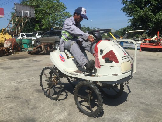 มาแว้ววว ดำนาไม่มีหาง ขับเคื่อน4WD  #เก่านอก MITSUBISHI...