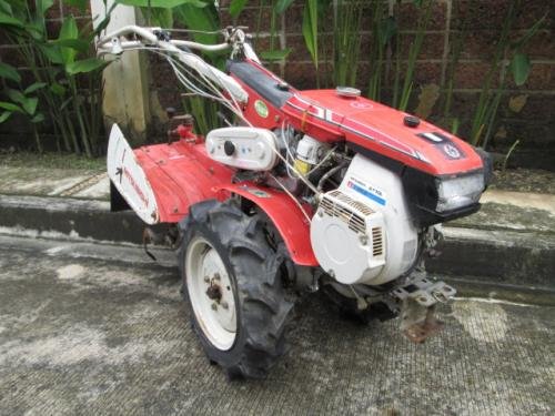 รถพรวนดินเดินตาม รหัสสินค้า :13001354 ยี่ห้อ :MITSUBISHI เครื่องเบนซิน G710L (7.0 ps)...