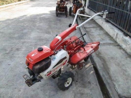 รถพรวนดินเดินตาม รหัสสินค้า : 14001578 ยี่ห้อ : MITSUBISHI รุ่น : MM350 ชมสินค้าอื่นๆ เพิ่มเติมที่ www.nihonmono.com...