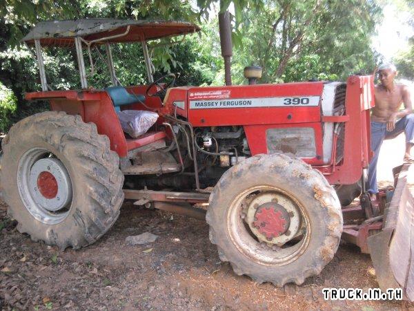 ขาย massey 390  4 WD หนึ่งรุ่นที่ใช้ดี จองแล้วครับ...