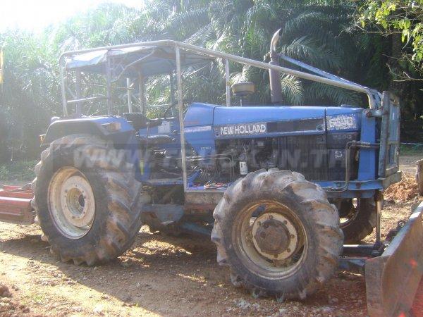  ขายรถไถ ford newholland 4x4...