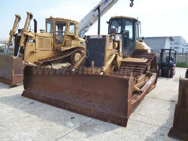 ขายรถแทรคเตอร์ CAT D6M-5NR00351...