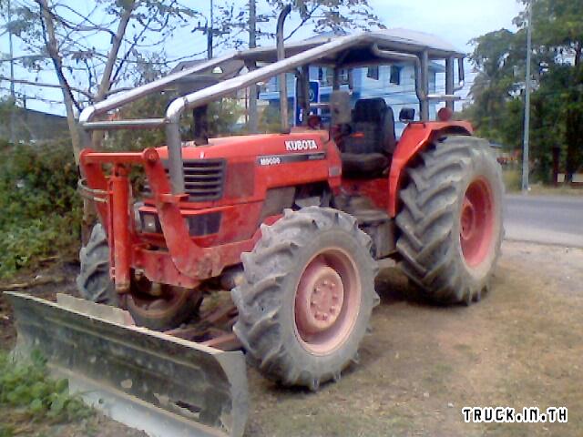 รายละเอียด ขาย KUBOTA M9000 สภาพสวยดูตามรูป มี2คัน ครับ ราคาคุยกันได้เอา2คันคิดพิเศษให้ครับ...