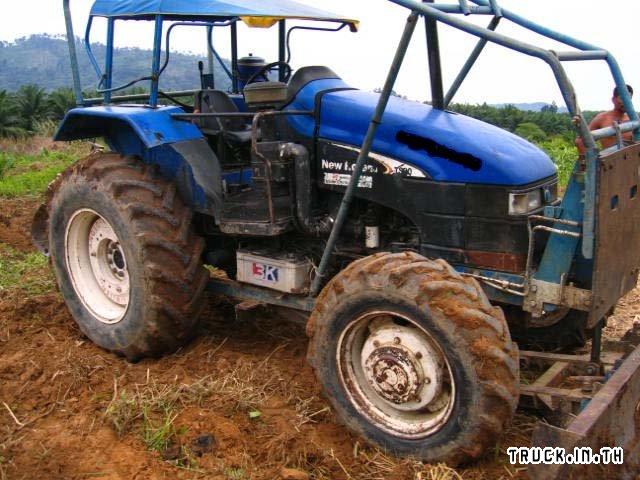 ขาย newholland TS90 พร้อมดันหน้า ผาน 3 ผาน 7 CMT...