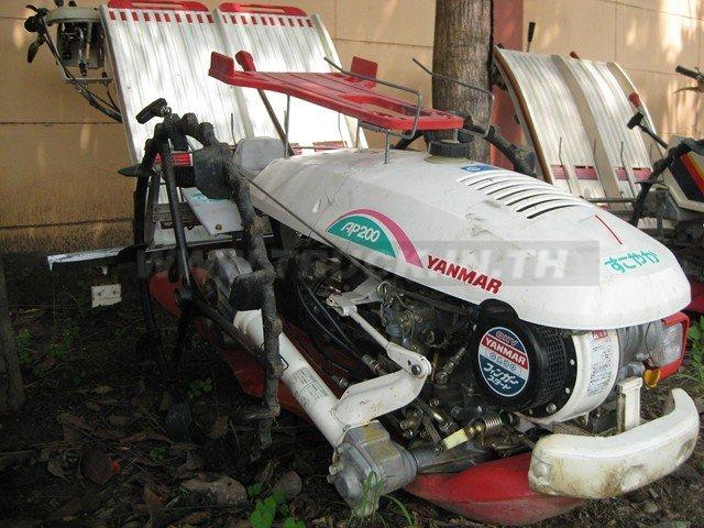 ขายรถดำนาเดินตาม YANMAR AP200 รุ่นใหม่ สภาพป้ายแดง...