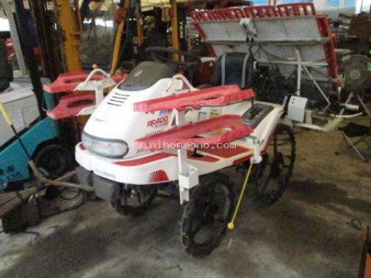  รถปลูกข้าวดำนาแบบนั่งขับ ยี่ห้อ : YANMAR รุ่น : RR40 รหัสสินค้า : 14001924...