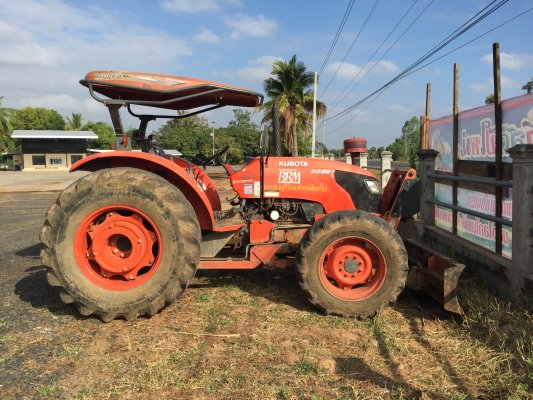 ขาย รถไถ KUBOTA M9540 สภาพพร้อมใช้งาน ราคา 720,000 บาท...