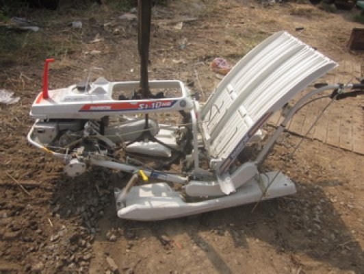 ขาย - รถปลูกข้าว ดำนา 2 แถว KUBOTA: HFS2 มือสองญี่ปุ่น...