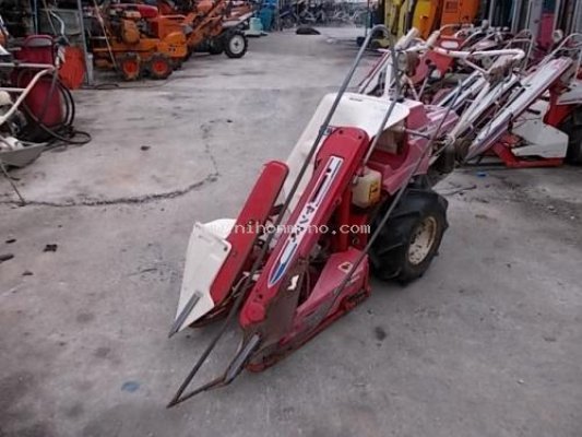 รถเกี่ยวข้าวเดินตาม YANMAR YB302 รหัสสินค้า : 80802991 Line ID: nihonmono  นิฮอนโมโน 08182823376...