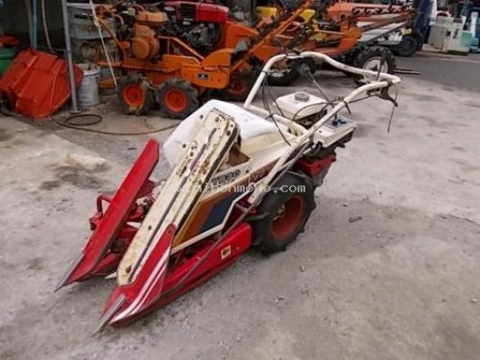 ขาย รถเกี่ยวข้าวเดินตาม YANMAR YB30 รหัสสินค้า : 80802986 Line ID: nihonmono...