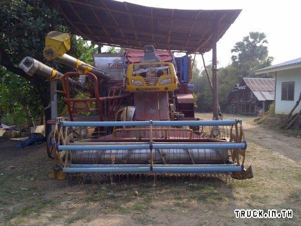 ขายด่วน รถเกี่ยวข้าวศักดิ์พัฒนา KM47...
