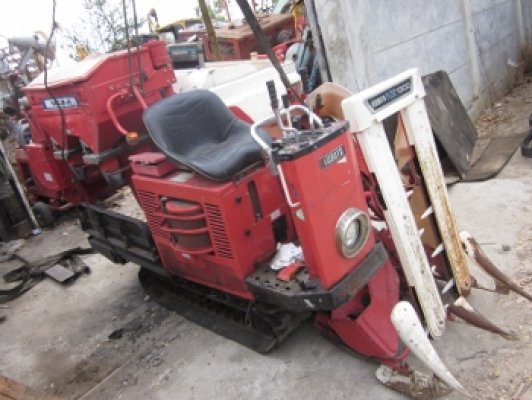 ขาย- รถเกี่ยวข้าว นวดข้าว แบบนั่งขับ KUBOTA NS450 มือสองจากญี่ปุ่น สภพาสวย พร้อมใช้งาน...