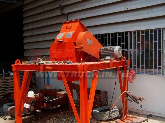 ขายเครื่องสับไม้ Chipper ของ FUJI KOGYO...