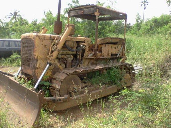ขายแทรกเตอร์ CAT D4D ตีนไก่พร้อมใช้งาน...