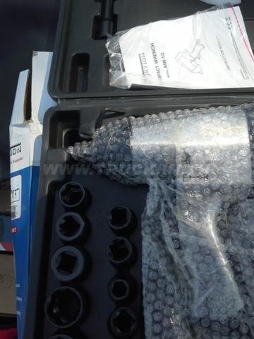 ขาย บล็อกลม tryton 4หุน ราคาถูก ติดต่อ 0806135462 ณัฐ...