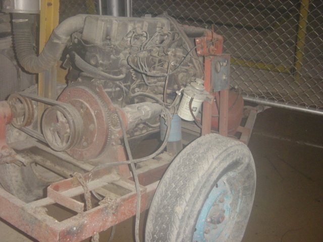 ขายเครื่องสูบน้ำ Nissan  4  สูบ...
