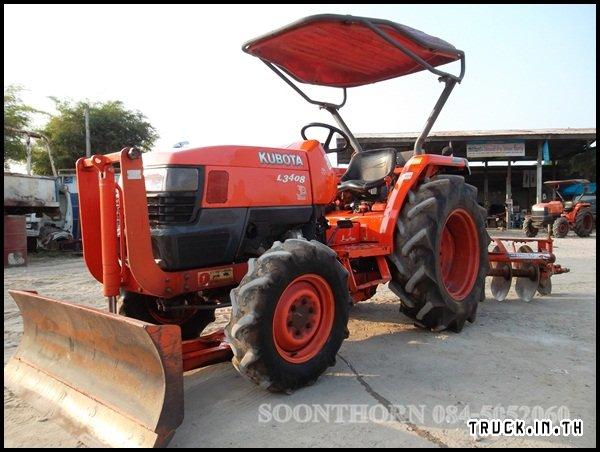 ขายด่วน KUBOTA L3408 4WD 2 เพลา 34แรง พร้อมใบมีดดันหน้า+ผาน 6 รถไร่สภาพสวยไม่เคยลงนา พร้อมใช้งานได้ทันที ราคาสุดคุ้ม...