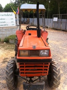 ขายรถไถ Kubota L1-18.5 พร้อมผานพรวน...